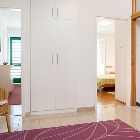 Apartment Nevia Makarska Habitación foto