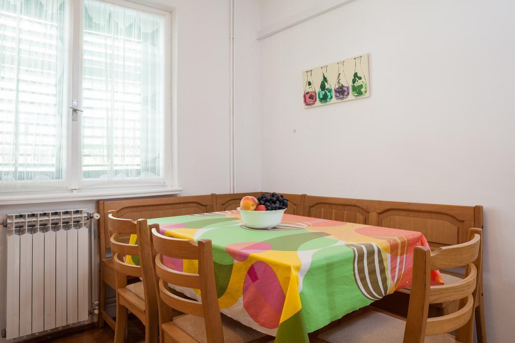 Apartment Nevia Makarska Habitación foto