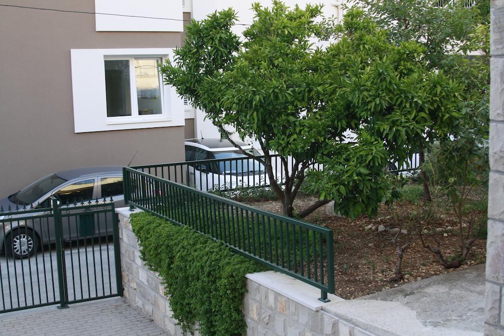 Apartment Nevia Makarska Habitación foto